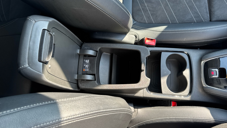 Vauxhall Grandland 1.2 Turbo Ultimate 5dr Petrol Hatchback